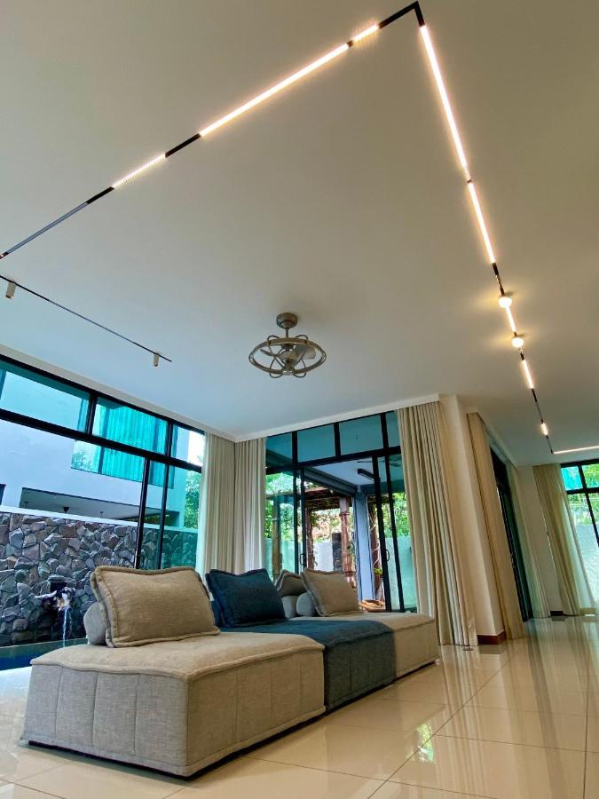 Ikiru 18 Private Saltwater Pool Villa, 3 Ensuite Br, Outdoor Bbq, 5 Mins To Beach Pantai Cenang  Exterior foto